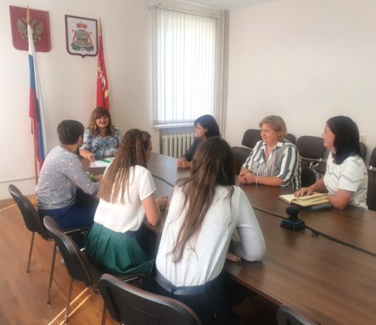 Сафоновский избирком утвердил мероприятие по повышению правовой культуры будущих избирателей